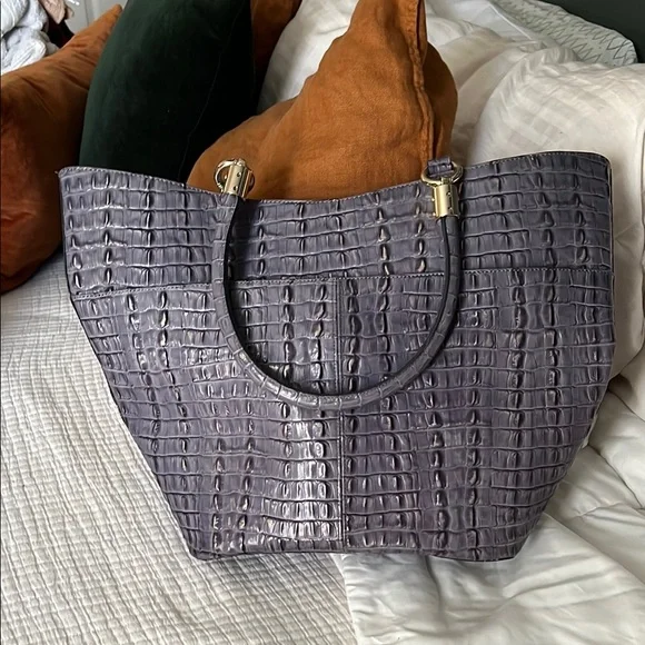 Croc-Embossed Leather Brahmin Purple Tote Bag - Picture 4 of 8